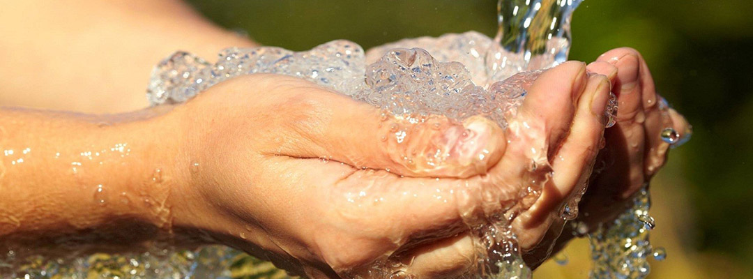 Как очистить воду  от неприятного запаха